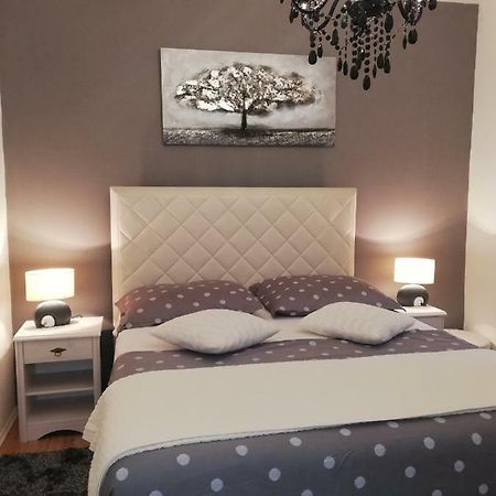 Apartment Lily Задар Екстер'єр фото